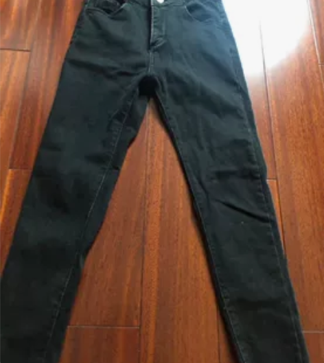 高腰牛仔裤加绒加厚。很舒服的一条裤子 ,感...