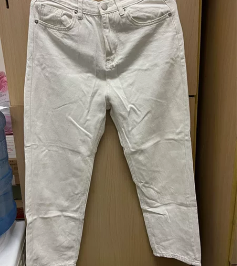 牛仔裤九分适合108斤以内 白色牛仔裤