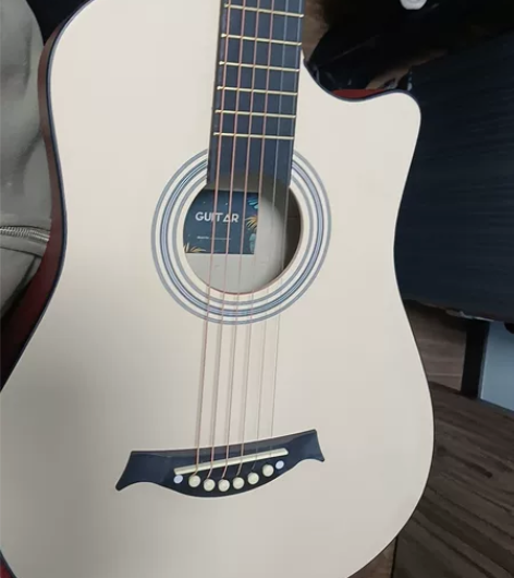 原木单板民谣吉他，想自学冲动买的，买来不会...