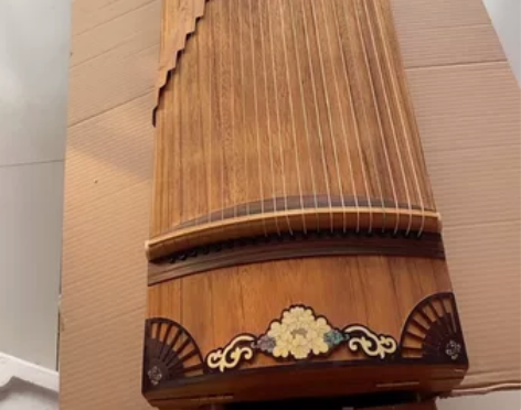 琴行疫情期间一直没经营,剩下几台古筝便宜处...