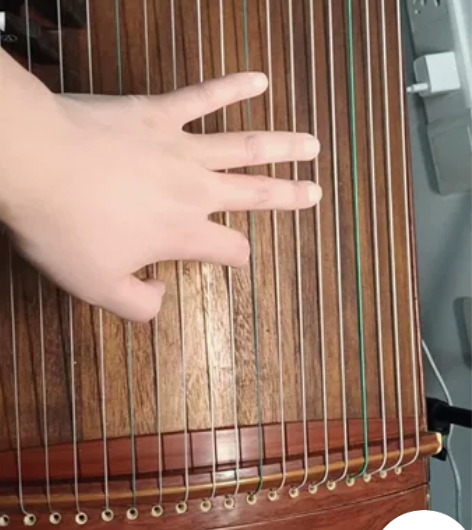 正品敦煌牌古筝【高山流水】款 自己使用一直...