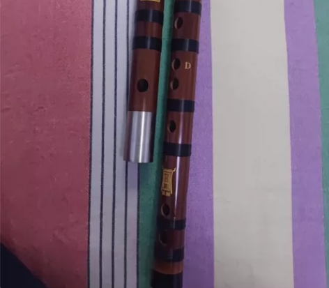 笛子D调（竹霖生）精致，音色不错，高音也好...