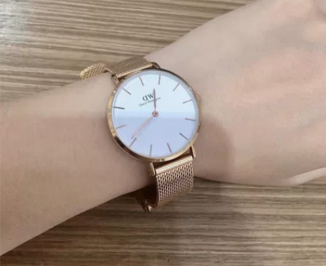 轻微使用痕迹dw品牌专柜￥109￥1280...