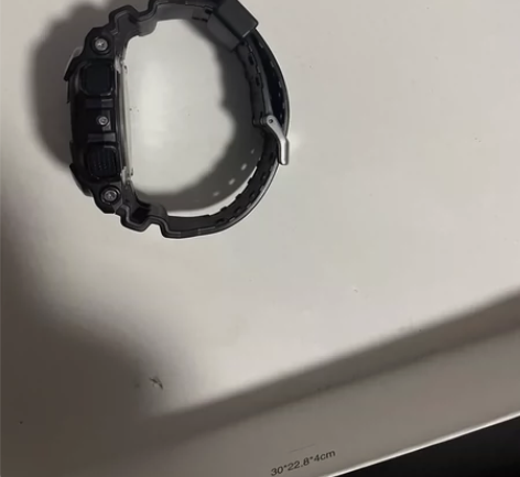卡西欧拆弹专家款，成色还行就是有点灰，正品...
