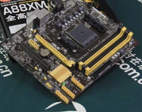 Asus/华硕 A88XM-E A88 主...