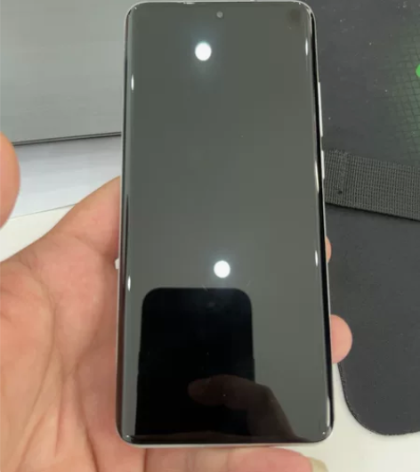 魅族18，全新，轻微磕碰 感兴趣的话点“我...