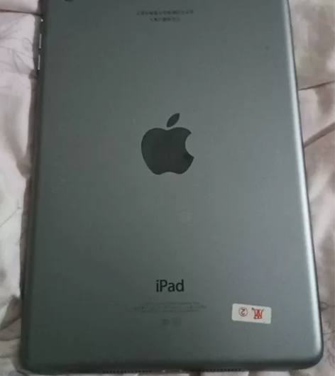 iPad mini(2012)可打游戏,可...