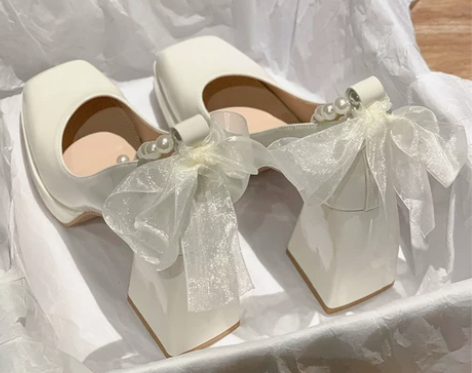 玛丽珍鞋女2022年冬季新款超火百搭珍珠蝴...