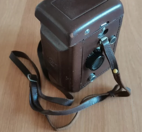 海鸥4B相机120及135胶卷通用,70年...