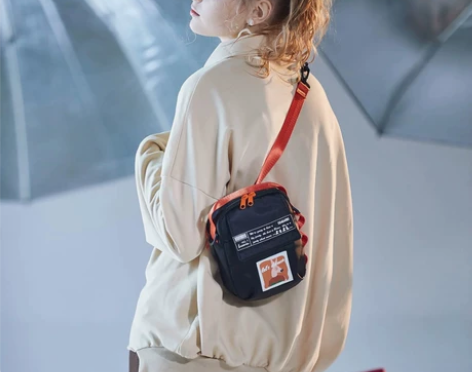 BROMEN BAGS 爆款不莱玫斜挎包包...
