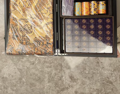 搬家才扒出来，当年加价买的一直吃土，全新未...