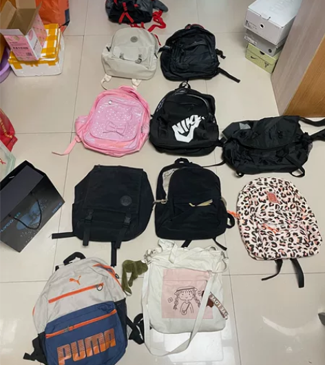 出一些日常的小包书包之类 洗一下都能用没有...