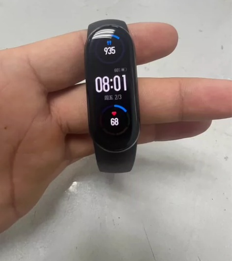 小米手环6刚用两周，公司活动给发的，不想要...