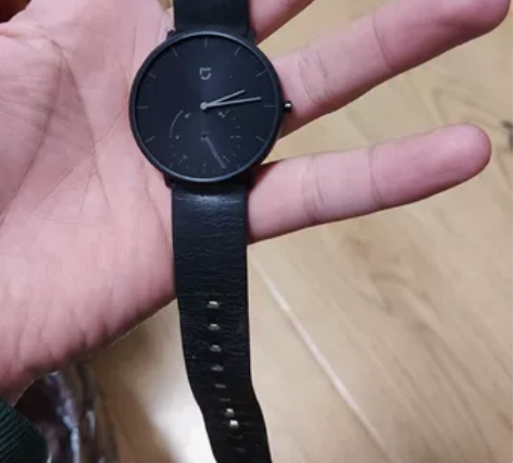 MIJIA/米家石英手表 有账号，玻璃碎了...