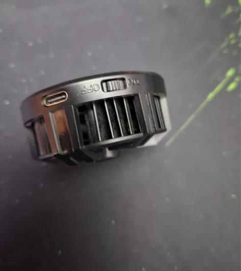 手机散热器磁吸无线可充电半导体制冷降温神器...