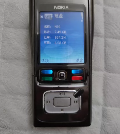 诺基亚n91手机，硬盘8g，功能全好，单机...