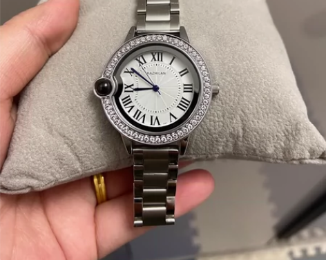 全新卡之蓝腕表女  特别高大上的一款手表 ...