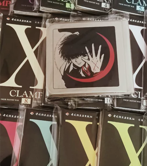 x战记 cd夹 年代比较久了内页有一些泛黄...