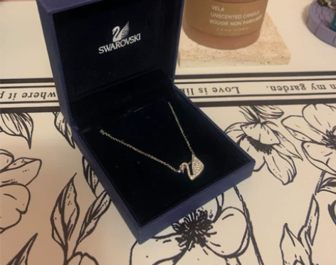 施华洛世奇水晶经典天鹅款项链 100%正品...
