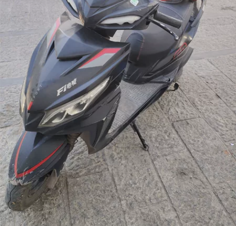 19年坤豪9000公里证件齐全，带usb手...