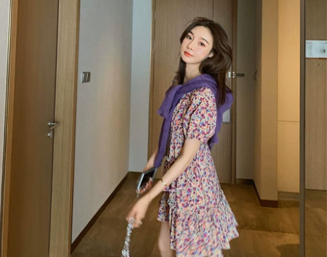 法式显瘦复古短袖碎花裙子女装2020春秋新...