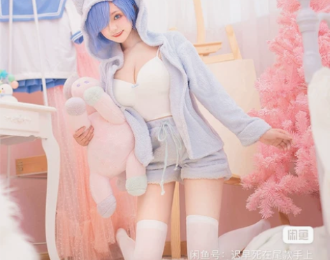 【科幻】悠窝窝uwowo从零开始的异世界生...