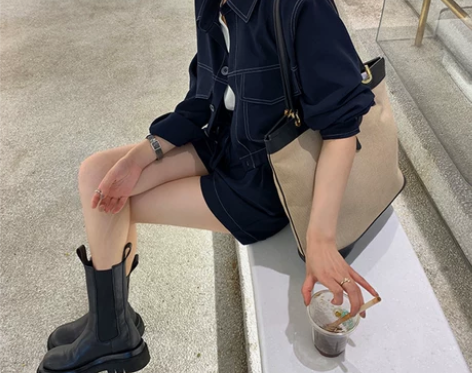 早秋新款穿搭港风复古chic小个子休闲时尚...