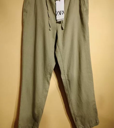 ZARA全新正品带吊牌休闲裤s码有做工瑕疵...