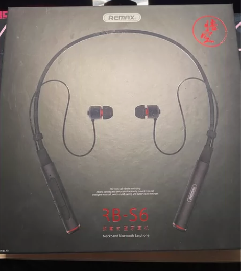 Remax挂脖蓝牙耳机 黑色 自用的 正常...