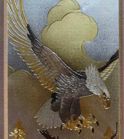 雕金工艺画，鹰击长空。品相如图。 有玻璃或...