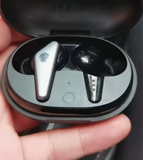 LIBRATONE 耳机,掉了一只,有降噪...