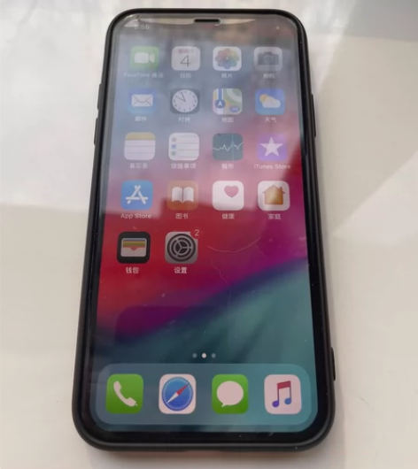 iphoneX 美版64G无锁 前后都贴了...
