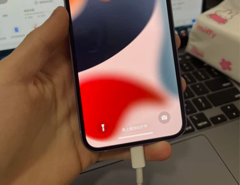 iPhone 12 有锁卡贴64G 蓝色9...