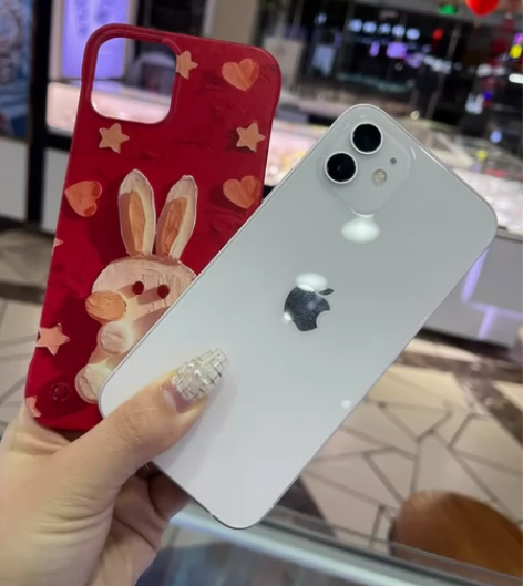 刚收靓女苹果12 128g 全原装无拆无修...