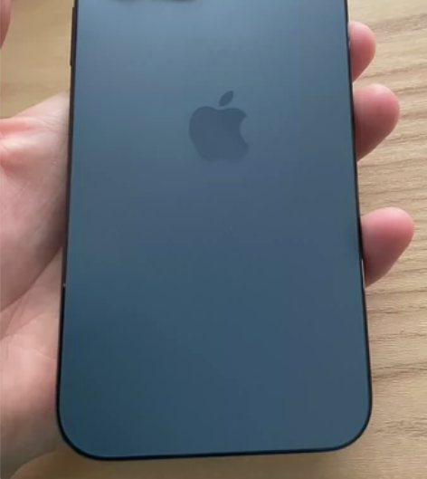 12Pro Max 屏幕，电池，都是原装，...