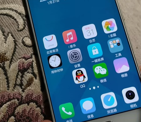 vivo X9原装实拍有图4+64机型漂亮...