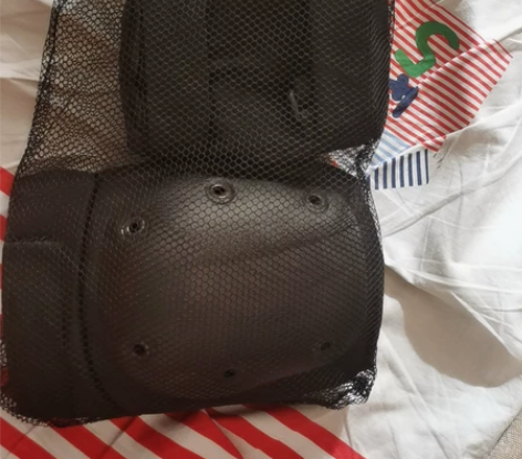 全新 一套滑冰护肘护膝，轮滑，冰上运动，成...