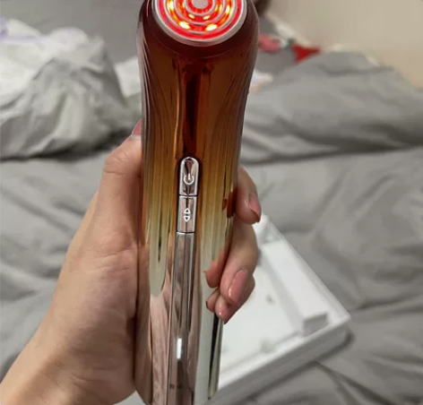 正品雅萌ACE五代美容仪全新有凝胶梳子 感...