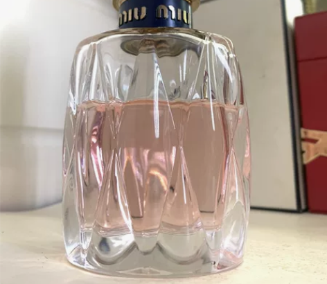 缪缪粉漾香水100ml 大的 余量如图 包...