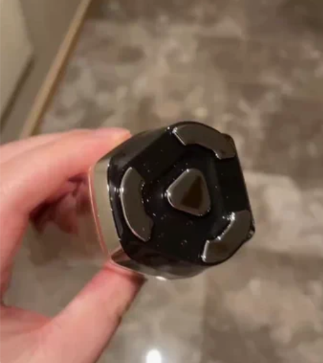 宙斯五代美容仪钻版 购于2021年9月，用...