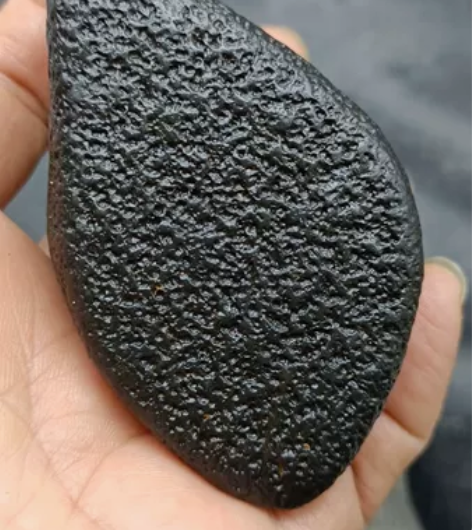 奇石～（碳质陨石）（镇纸）自己捡的，纹理清...