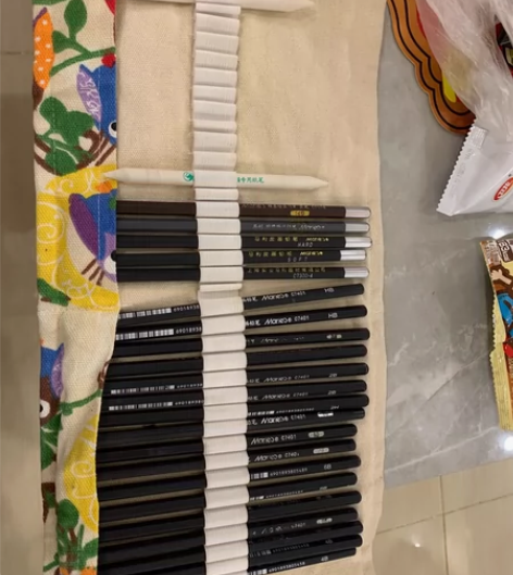 素描新手必备 24件套 全新 丢了几只 没...