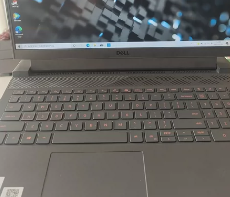 去年买的戴尔游匣G15，想卖了换个台式，买...