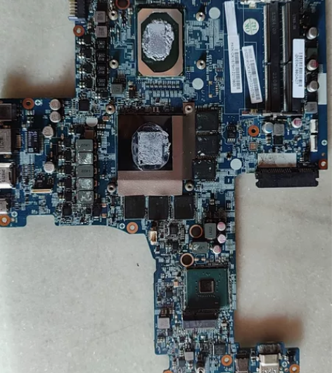 神舟战神z8CA5NB主板 cpu供电烧坏...