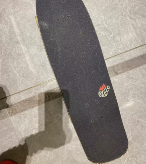 迪卡侬滑板，399原价，包邮，一口价，不刀...