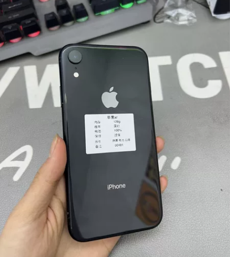 苹果xr 128g 国行，换过原屏 后摄，...