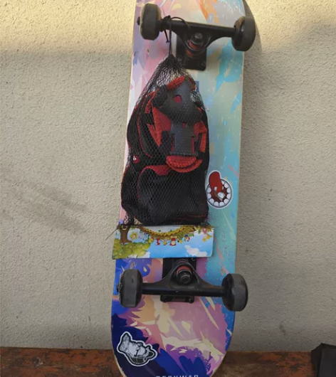 淘宝买的，全新 感兴趣的话点“我想要”和我...