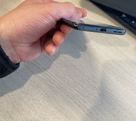 一加ace pro 256.黑色，摄像屏碎...