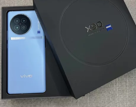 型号:Vivo  X90 配置:8+256...