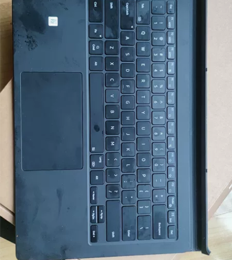 三星平板Tab S8 Ultra，官方磁吸...